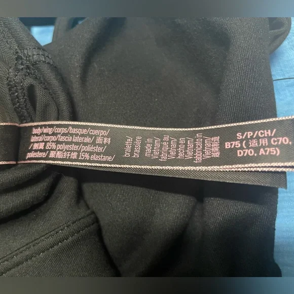 Victoria's Secret Black Strappy Sports Bra - Picture 5 of 7